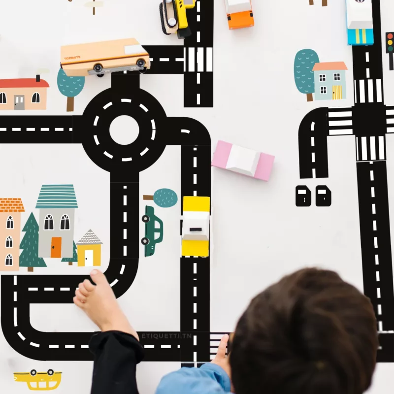 Transformez n'importe quel espace en une mini-ville animée avec notre Kit City. Parfait pour les chambres d'enfants, les tables de jeu et plus encore.