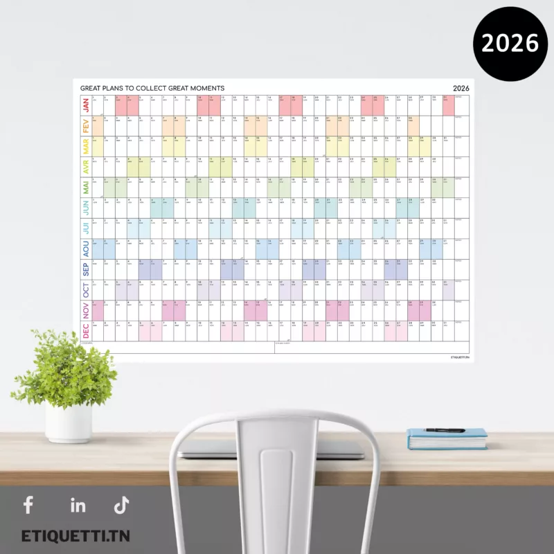 Calendrier annuel mural géant Tunisie – vue complète accrochée au mur